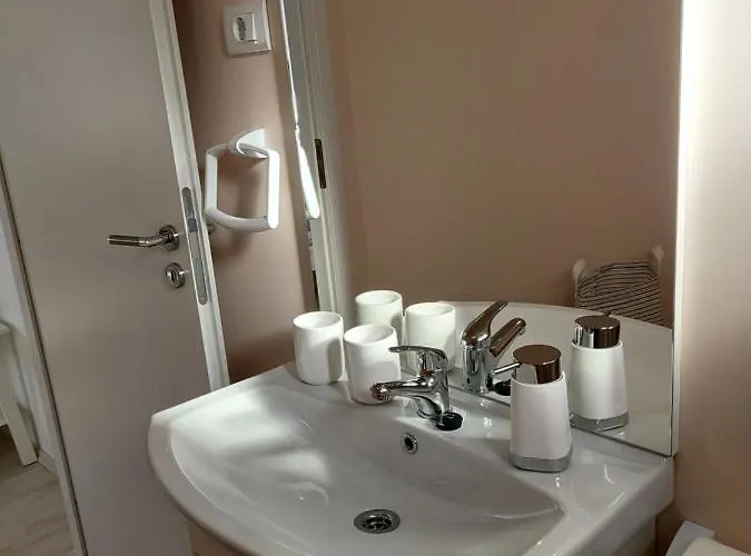 Gæstehus Teta San 3*